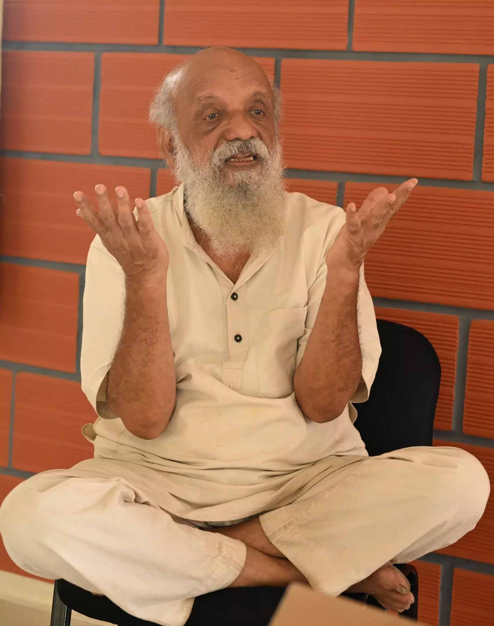 Prasanna in conversation with The Federal. Photo: K Bhagya Prakash Prasanna in conversation with The Federal. Photo: K Bhagya Prakash