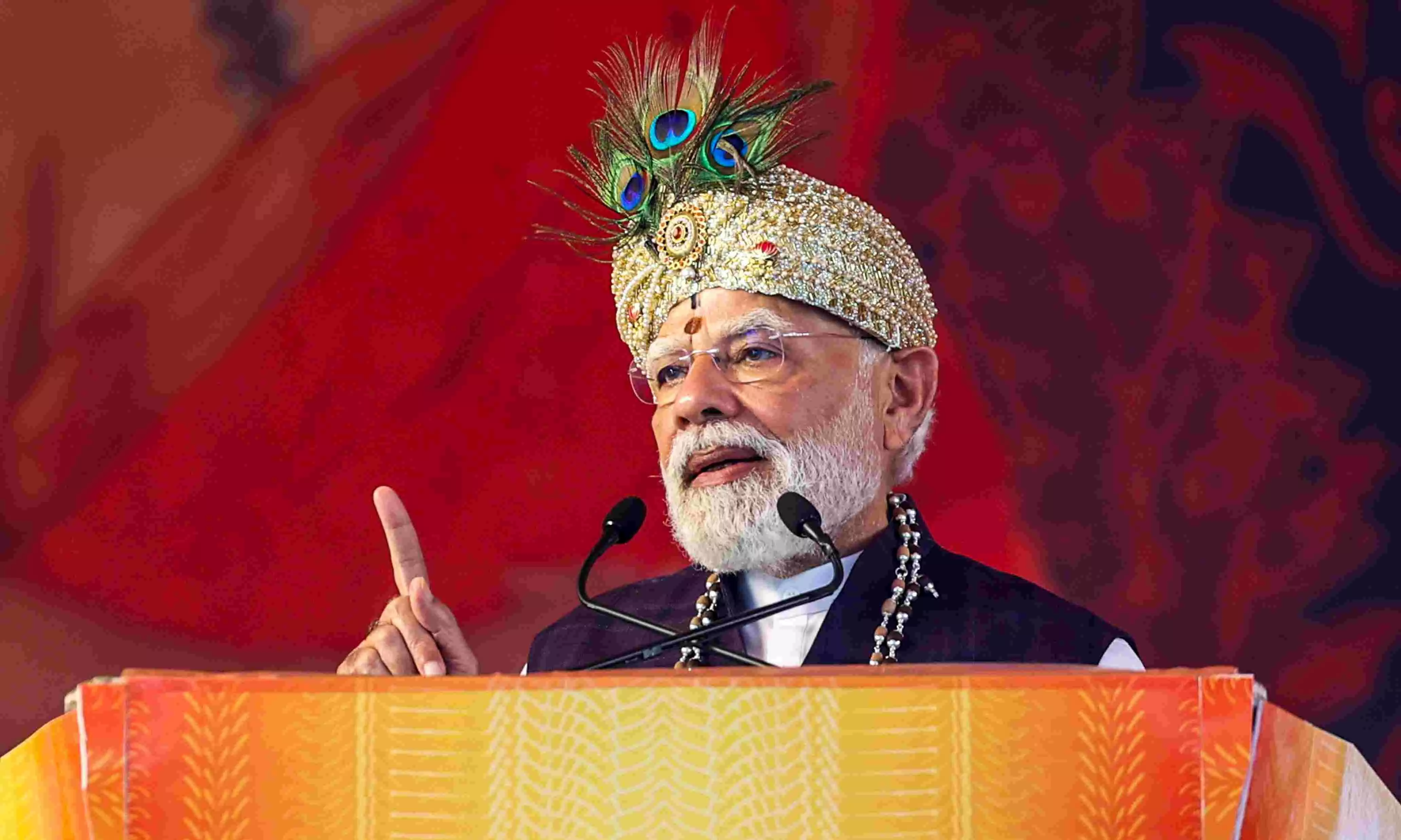 PM Modi at the Sri Krishna temple complex in Udupi, Karnataka