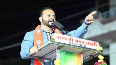 ‘Take money from anyone’, but be loyal to Fadnavis: Minister to women voters