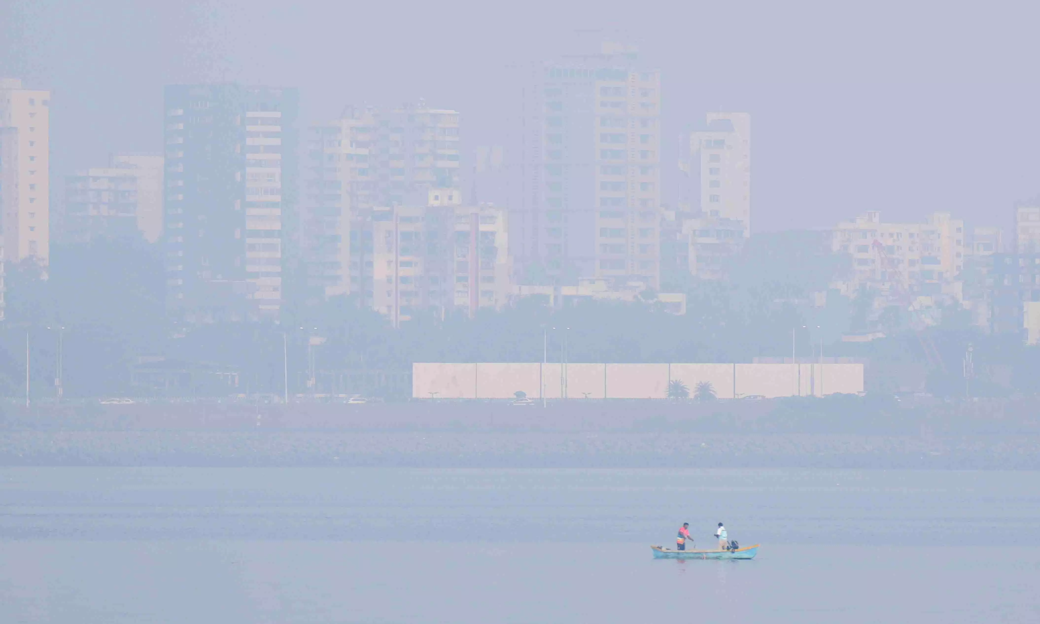 Mumbai Congress unveils 10-point plan to fight city air pollution