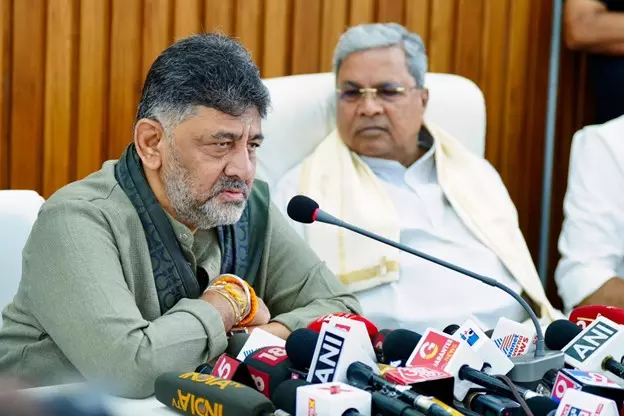 Round 2 of breakfast diplomacy: CM Siddaramaiah to visit Shivakumars residence on Dec 2 Round 2 of breakfast diplomacy: CM Siddaramaiah to visit Shivakumars residence on Dec 2