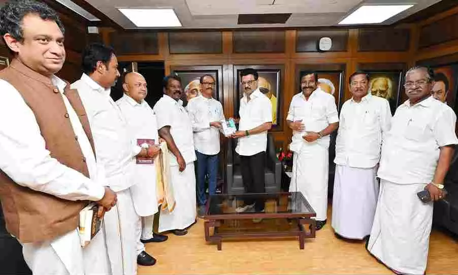 Cong fast-tracks 2026 seat-sharing talks with DMK; delegation meets Stalin