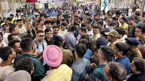 IndiGo crisis escalates with suspension of all departing Delhi flights till midnight IndiGo crisis escalates with suspension of all departing Delhi flights till midnight