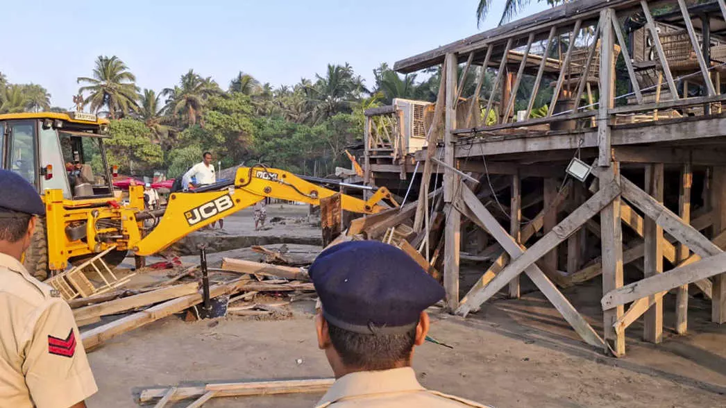 demolition of Romeo Lane shack in Goa