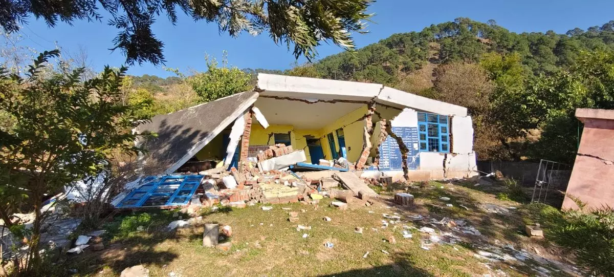 The Tirshi panchayat ghar, damaged in the landslide. Photo: Bivek Mathur