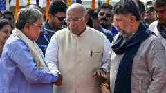 Karnataka: 21 Congress MLAs fly abroad amid internal power tussle