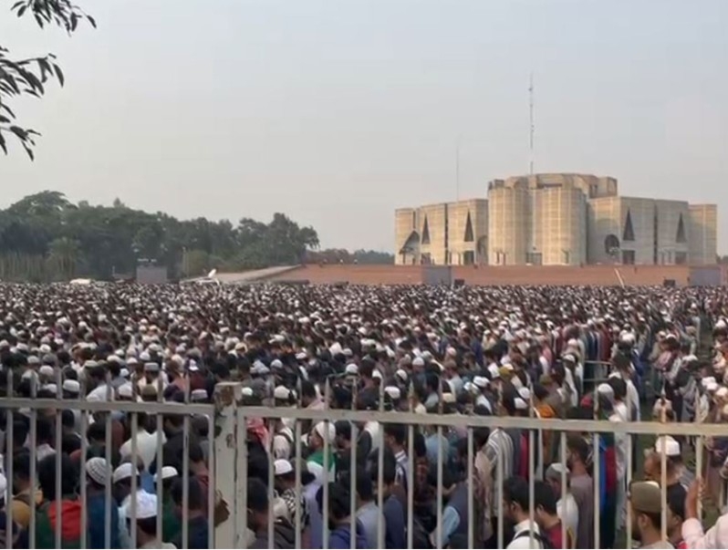 Bangladesh student leader Sharif Osman Hadi laid to rest in Dhaka amid heavy security