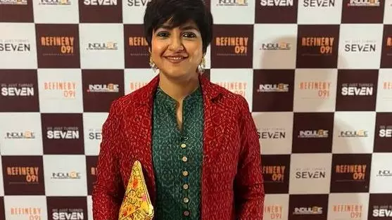 Bengal singer harassed to sing secular song instead of devotional Jago Ma, man arrested