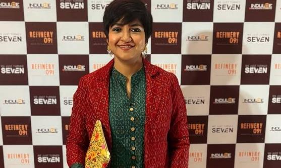 Bengal singer harassed to sing ‘secular’ song instead of devotional ‘Jago Ma’, organiser held