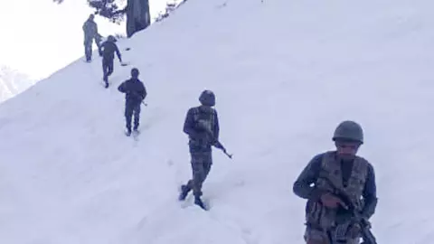 Army intensifies counter-terror ops as 30–35 Pak terrorists active in Jammu region