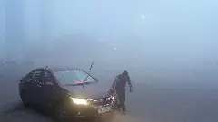 A ‘yellow’ alert was issued for Delhi till 9 am due to the fog and low visibility, by the India Meteorological Department