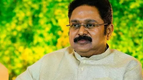 TTV Dhinakaran meets Amit Shah in Delhi; AMMK set to join BJP-AIADMK alliance? TTV Dhinakaran meets Amit Shah in Delhi; AMMK set to join BJP-AIADMK alliance?