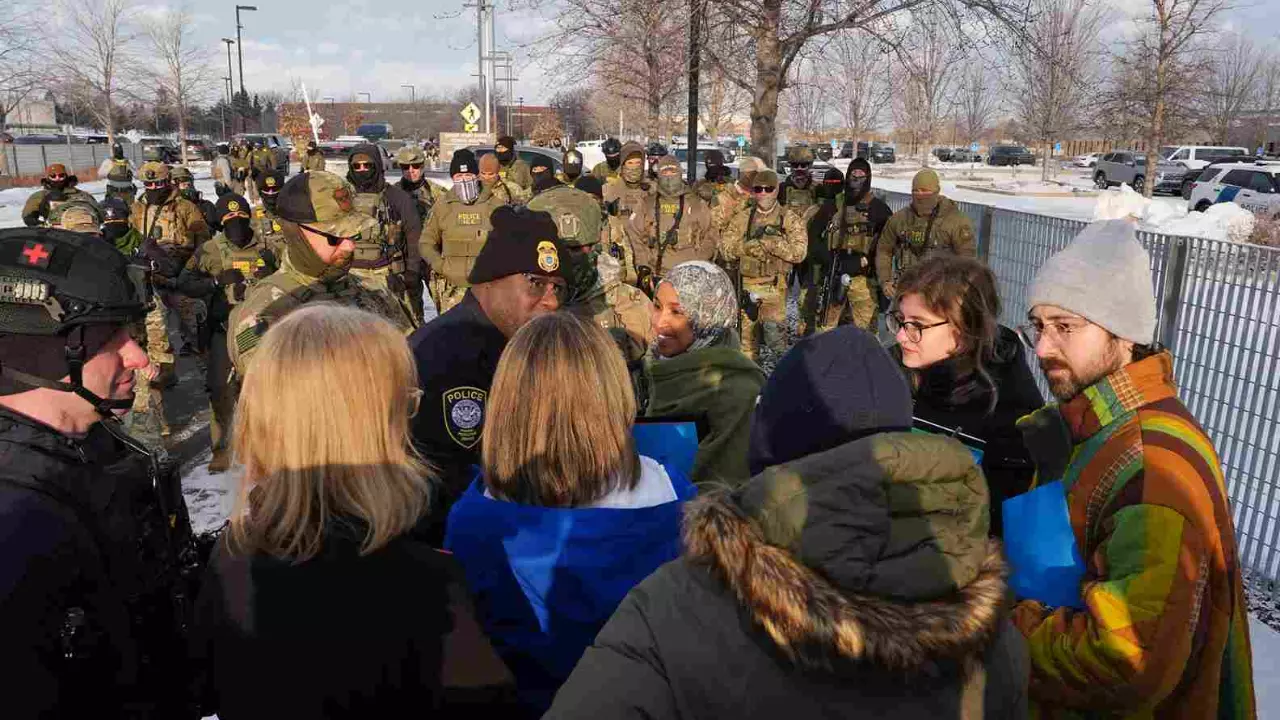 US protests: Thousands march in Minneapolis over fatal ICE shooting