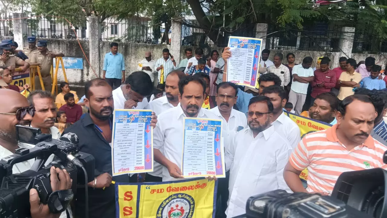 Secondary Grade Seniority Teachers’ Association demanding Equal Pay for Equal Work protesting in Chennai
