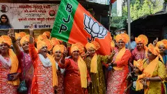 Maharashtra polls: BJP wave across state; topples Thackerays Mumbai bastion