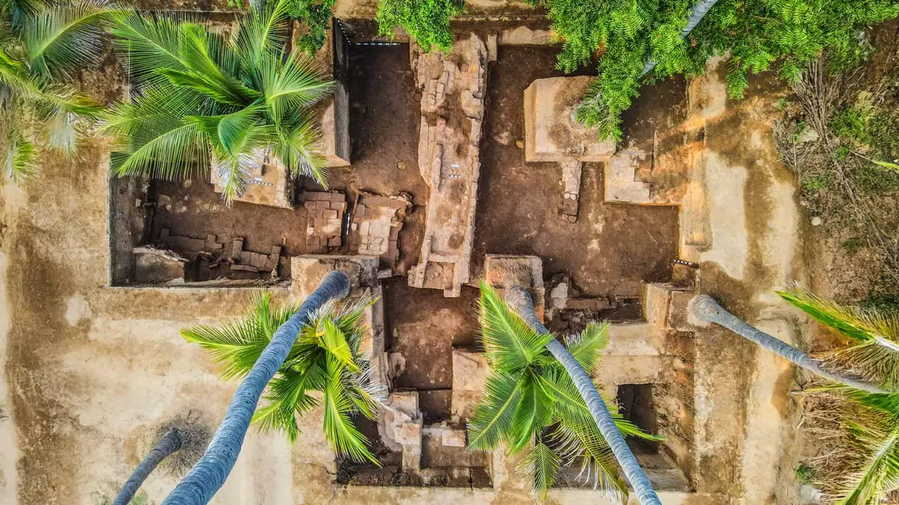 Keezhadi excavation site