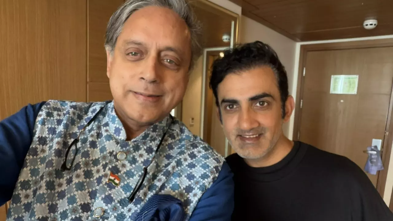 Shashi Tharoor, Gautam Gambhir