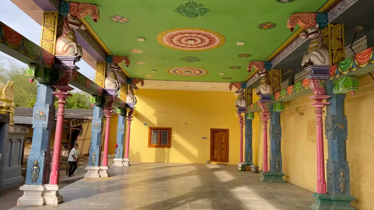 Suryanar Kovil embodies the classic Dravidian architecture featuring a walled courtyard, a compact mandapa, and the garbagraha [inner shrine] at its core. Photo: Veidehi Gite