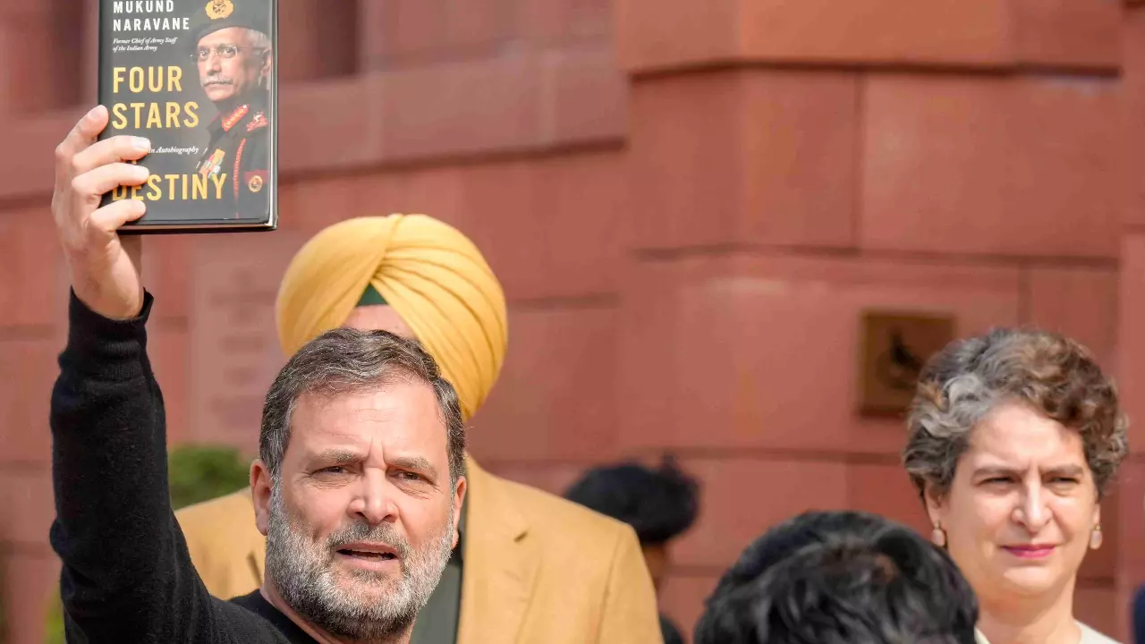 Rahul Gandhi shows unpublished memoir