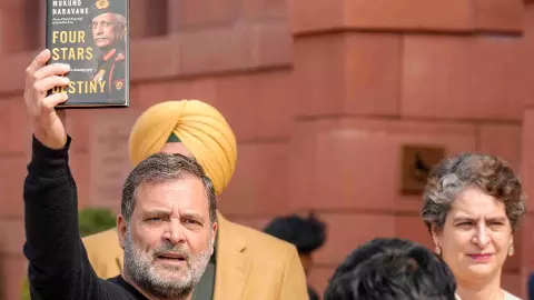 Rahul Gandhi shows unpublished memoir