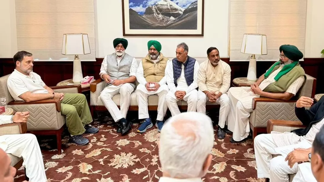 Rahul Gandhi meeting farm union leaders Rahul Gandhi meeting farm union leaders