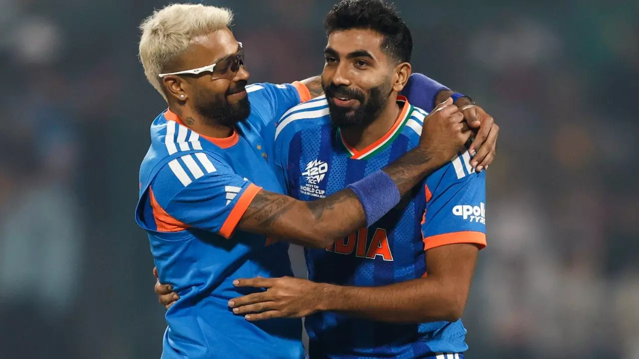 Hardik Pandya and Jasprit Bumrah Hardik Pandya and Jasprit Bumrah