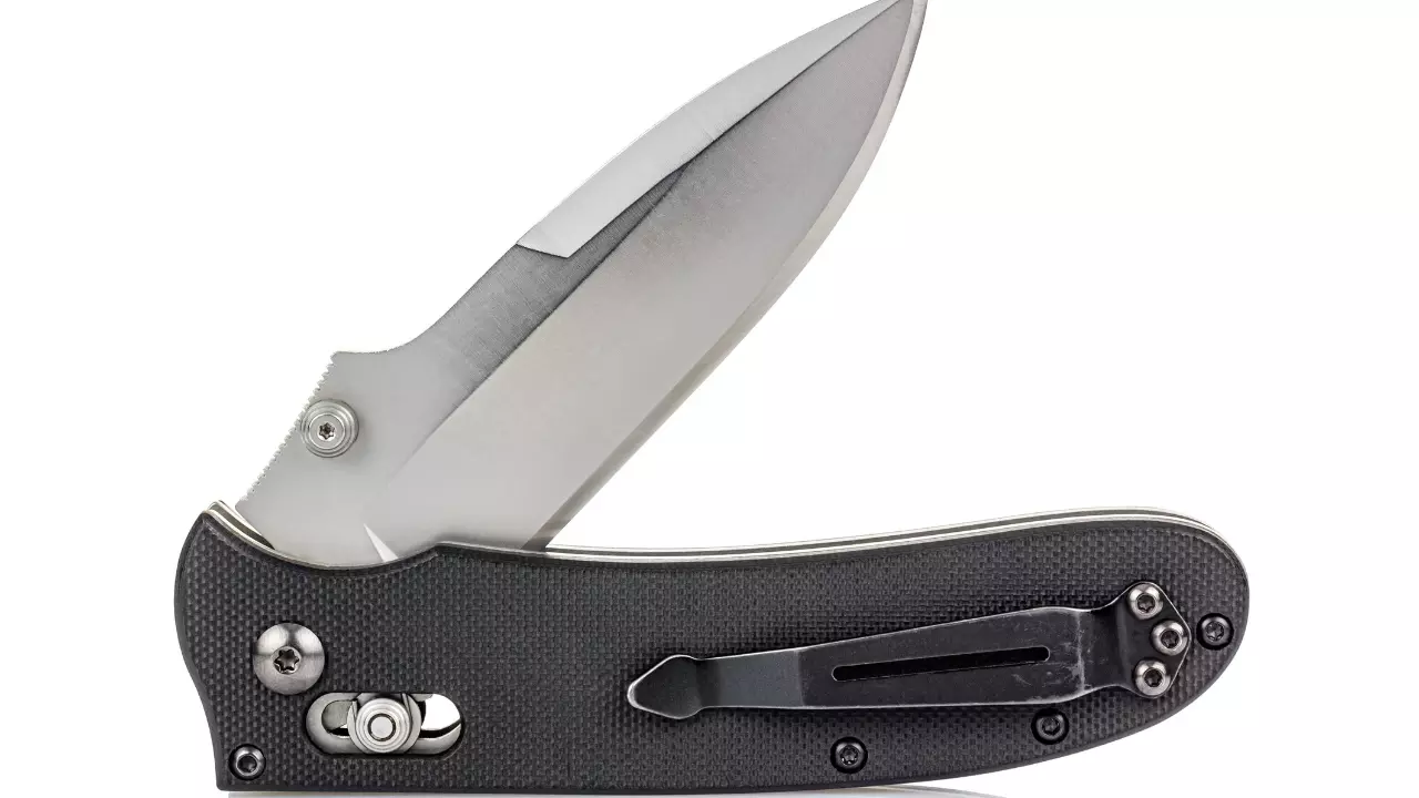 BlinkIt in trouble over selling illegal knives used in two separate murders BlinkIt in trouble over selling illegal knives used in two separate murders