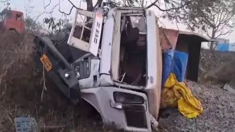 Five police personnel killed in SUV-truck collision Five police personnel killed in SUV-truck collision