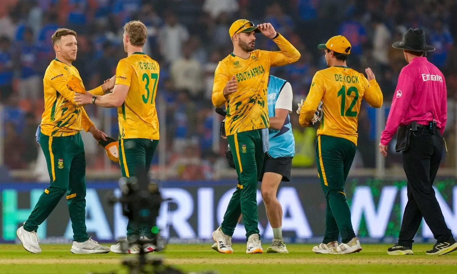 South Africas players celebrate South Africas players celebrate
