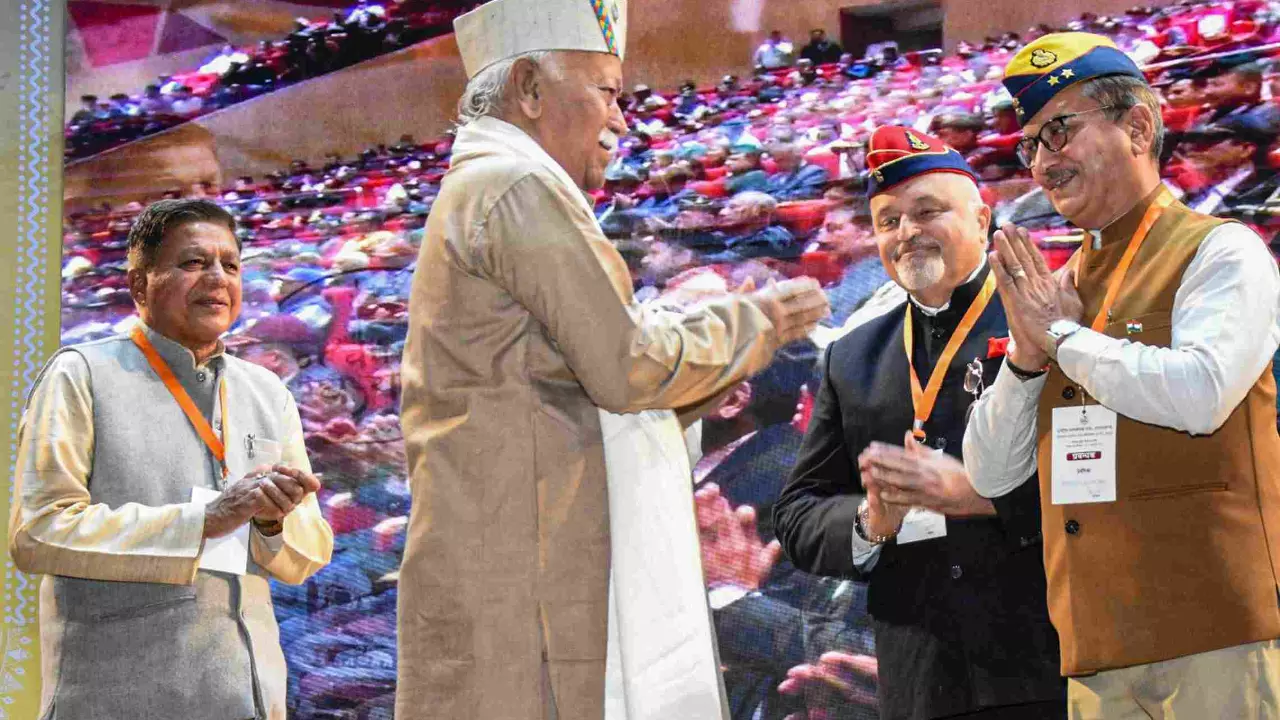 Mohan Bhagwat bats for nationwide UCC, says its essential for unifying society Mohan Bhagwat bats for nationwide UCC, says its essential for unifying society