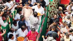 EPS makes poll promises