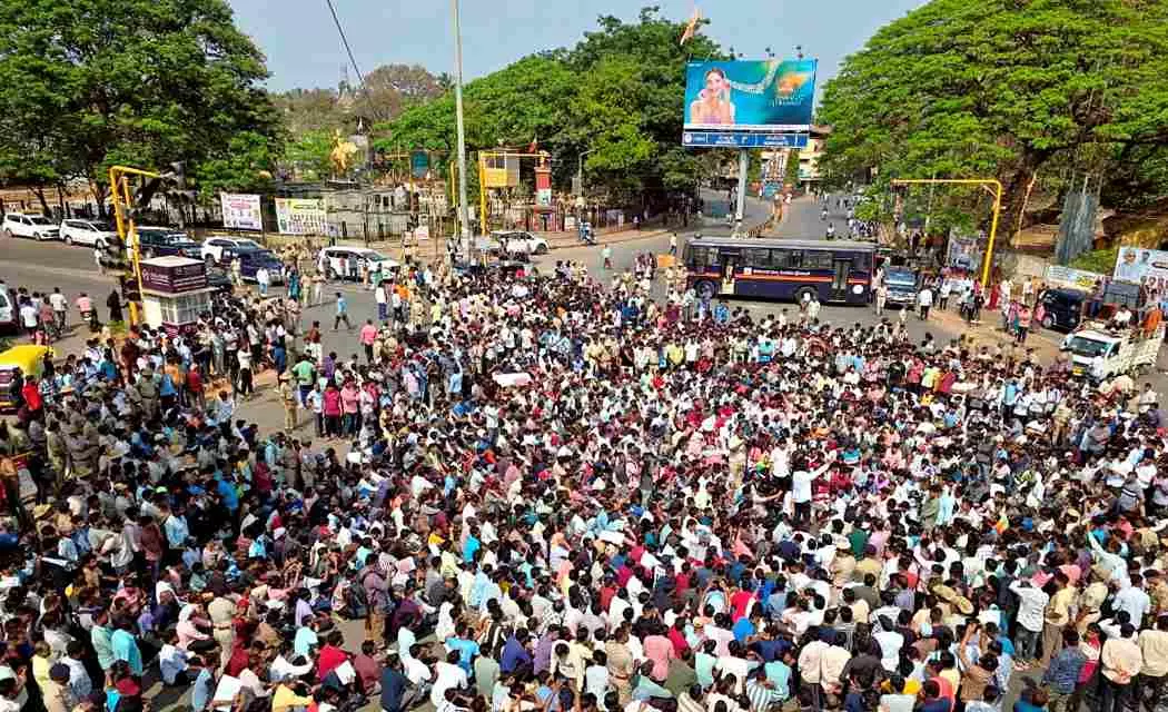What Dharwad protests tell us about Karnataka’s huge hiring crisis What Dharwad protests tell us about Karnataka’s huge hiring crisis