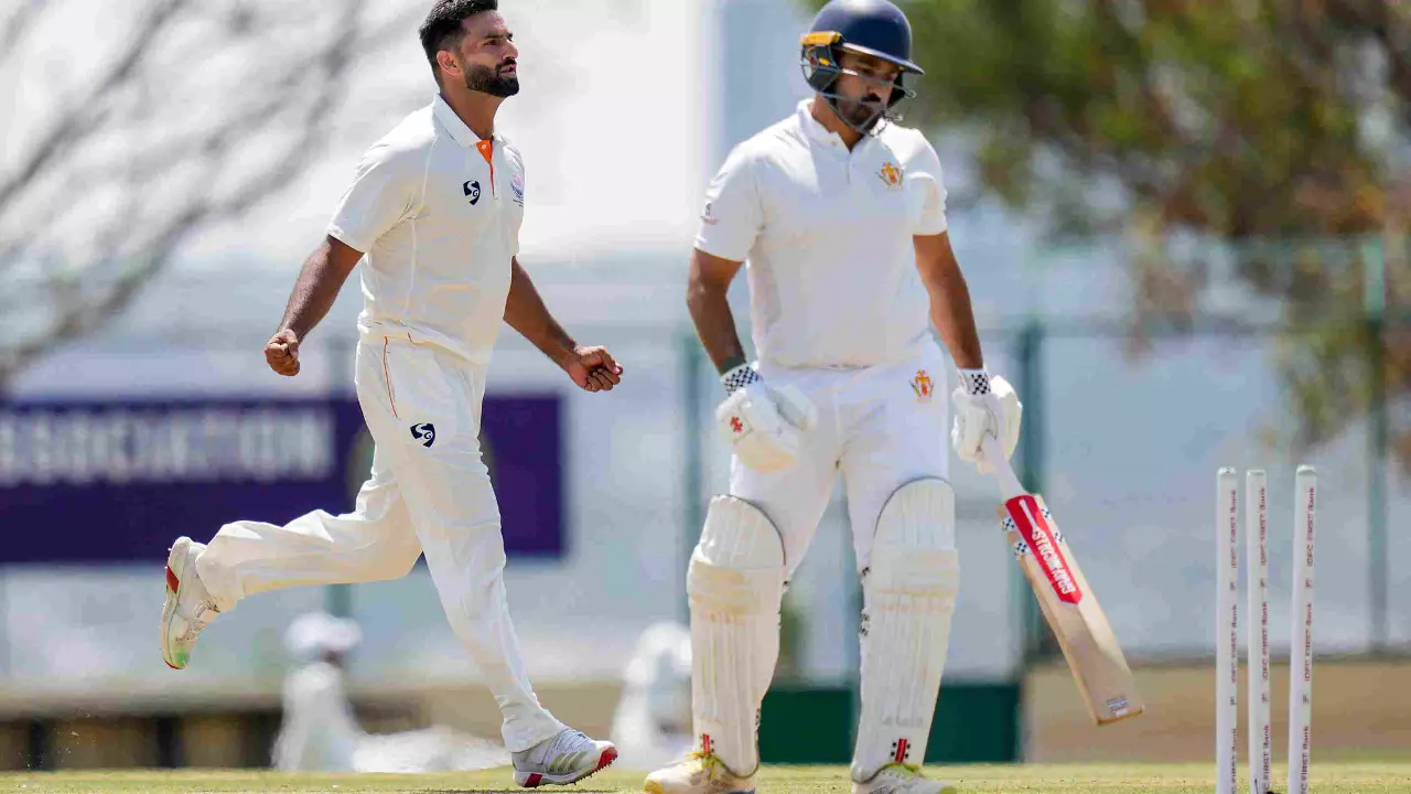 Ganguly backs J-K pacer Auqib Nabi for India call-up, says England ideal starting point