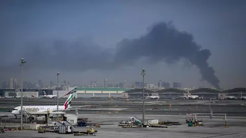 Dubai airport closure