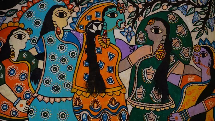 In Mithila paintings, pigments, brushes and binders were prepared at home using what was locally available.Butterfly pea flowers produced aparajita blue and their leaves a vegetal green. Marigolds released yellow... Photo: iStock