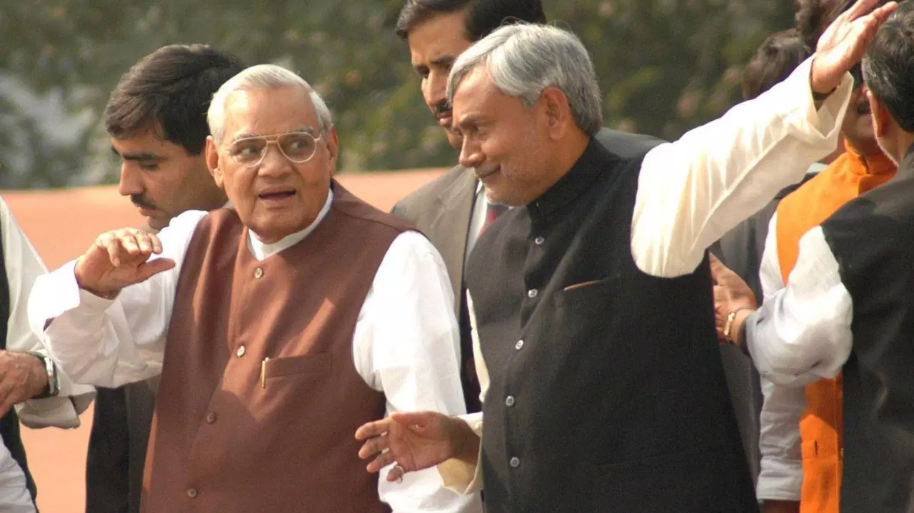 Nitish Kumar with former prime minister Atal Bihari Vajpayee in November 2005