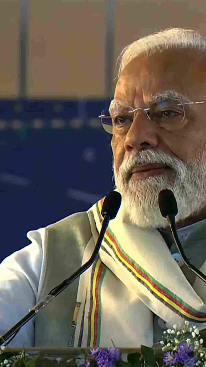 Centre working to limit impact of global conflicts; Cong creating panic: PM Modi