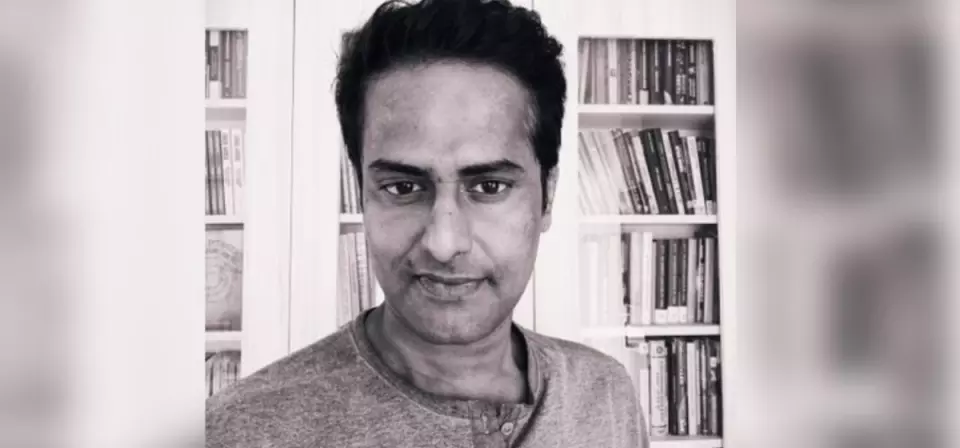 Adani case: SC asks journalist Ravi Nair to approach HC over Gujarat Police notice Adani case: SC asks journalist Ravi Nair to approach HC over Gujarat Police notice