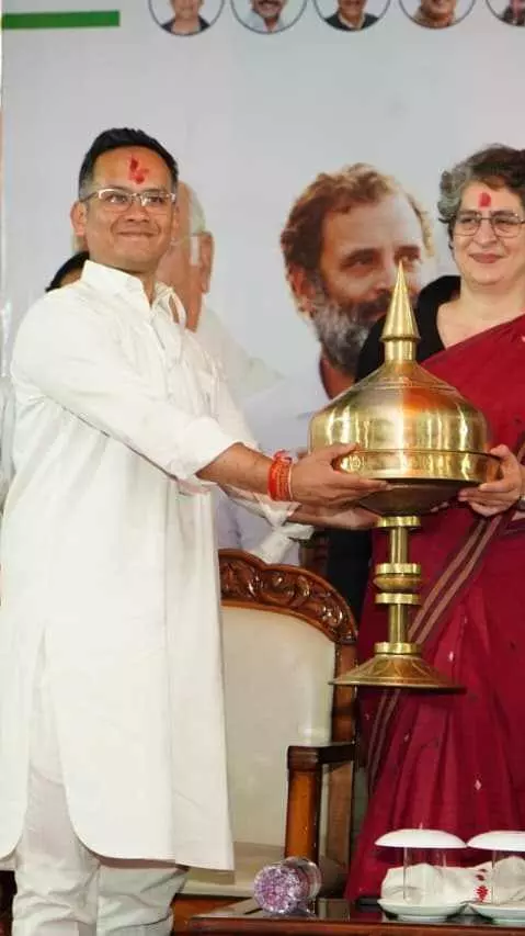 Congress faces Assam crisis as exodus grows, pressure mounts on Gandhi siblings