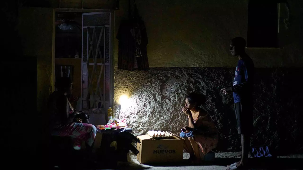 Cubas power grid collapses for third time in March amid fuel crisis