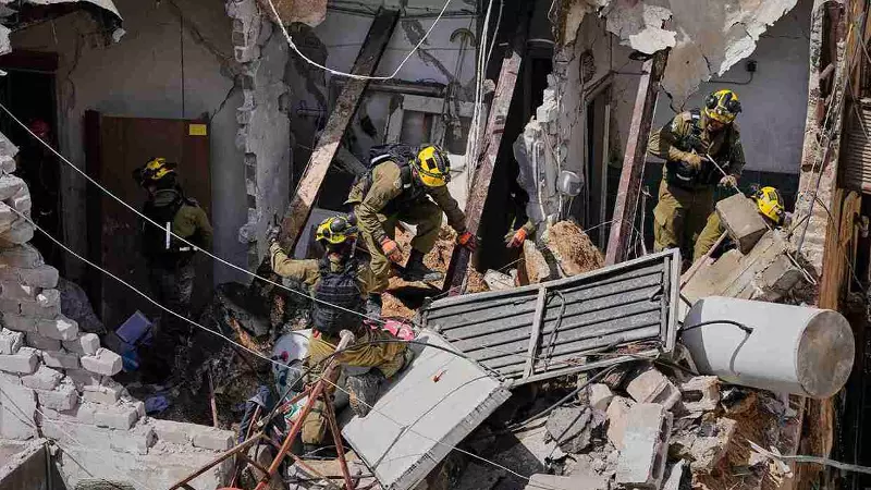 Iran Israel US Middle East explodes