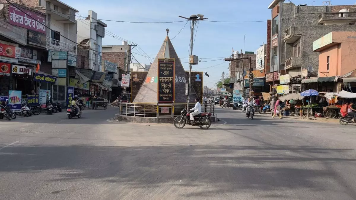 The Shah Satnam Chowk in Sirsa, the starting point of the Dera Sacha Sauda headquarters. Photo: Sat Singh The Shah Satnam Chowk in Sirsa, the starting point of the Dera Sacha Sauda headquarters. Photo: Sat Singh
