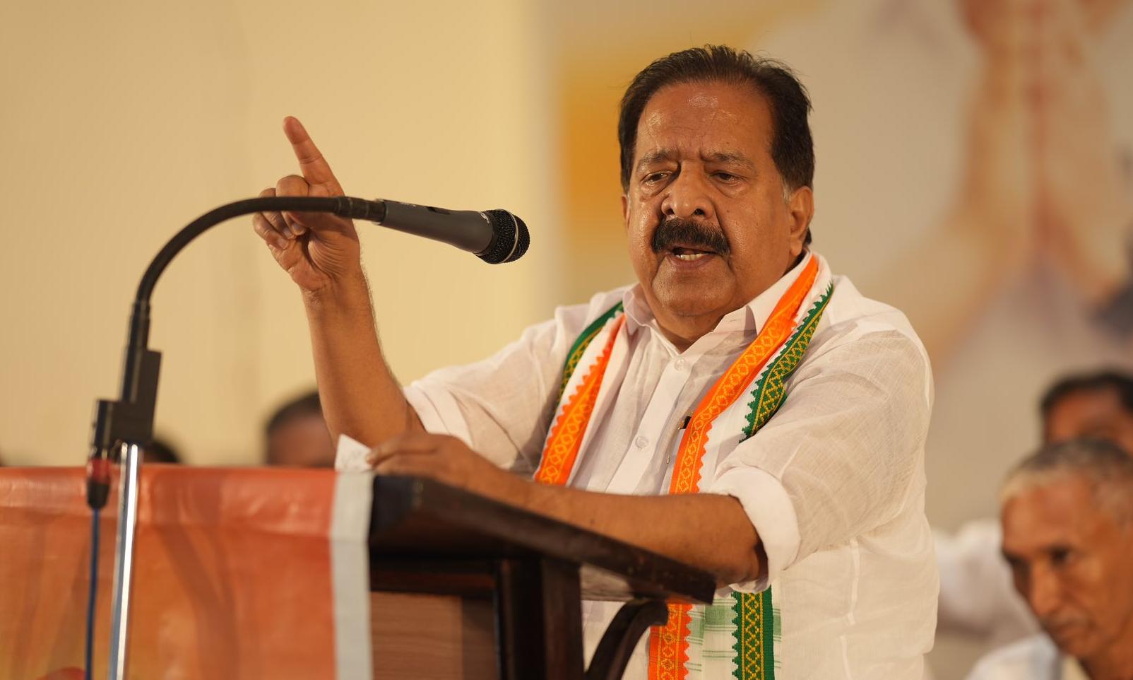 Congress leader Chennithala attacks Kerala govt over Sabarimala gold case