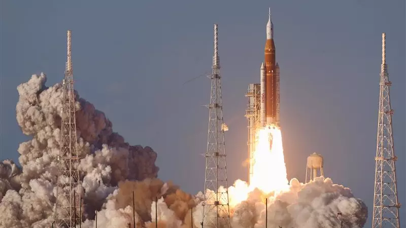 Artemis II astronauts rocket toward moon after spending day around Earth