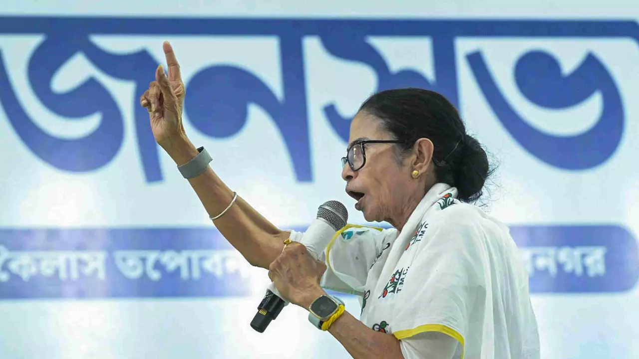 Mamata blames AIMIM ISF