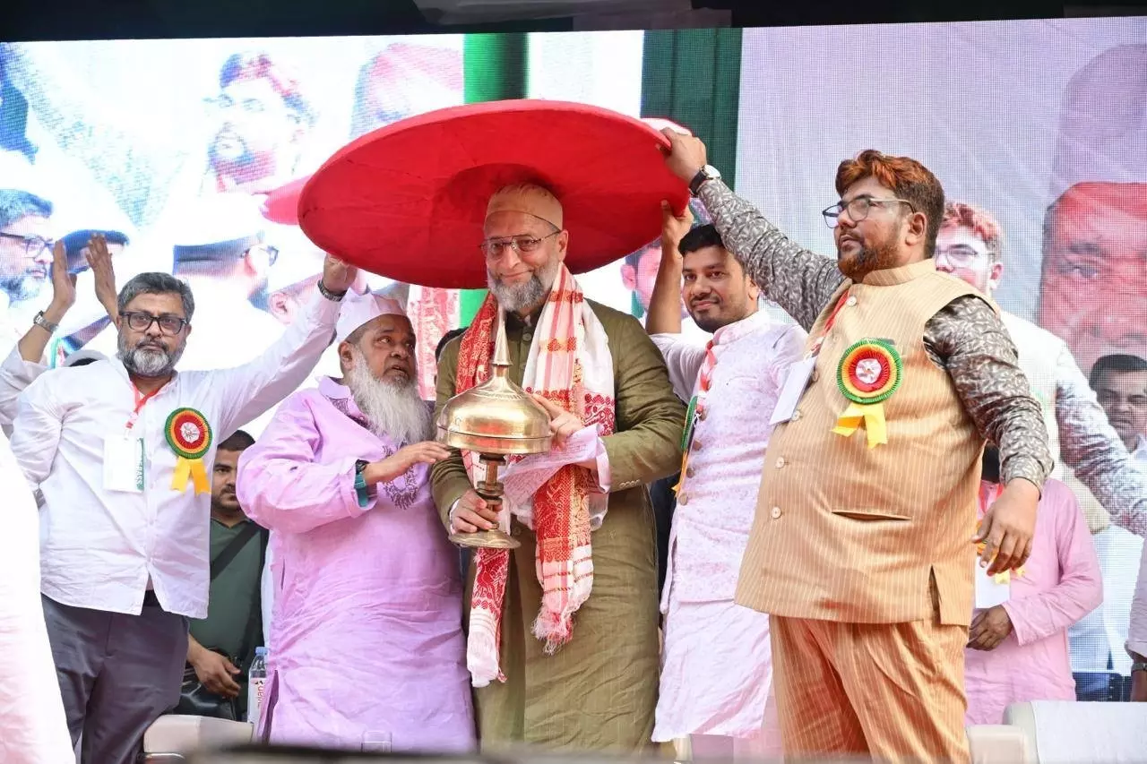 Asaduddin Owaisi and Badruddin Ajmal Asaduddin Owaisi and Badruddin Ajmal