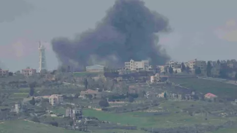 LIVE: US to block ships in Hormuz, says Trump; Russia steps in with mediation offer LIVE: US to block ships in Hormuz, says Trump; Russia steps in with mediation offer