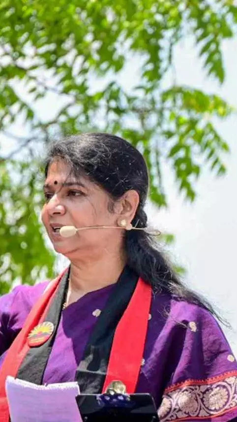 Kanimozhi (left), Markandeyan