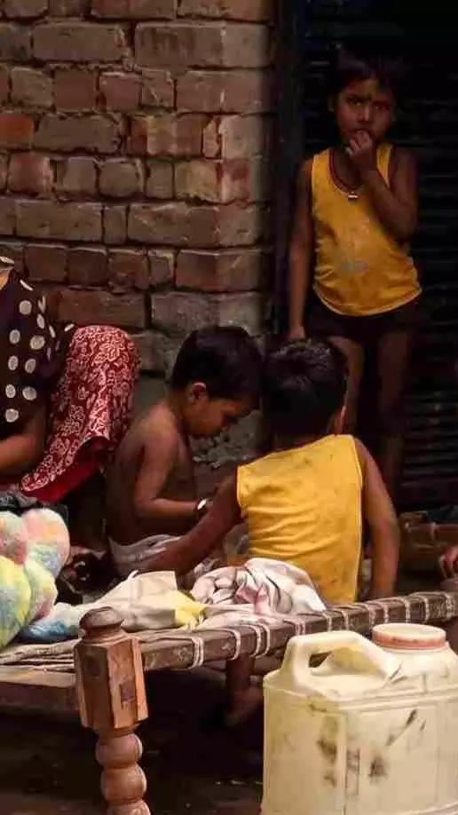 In Bengals Muslim heartland, quiet discontent tests TMCs grip