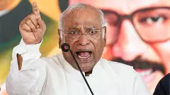 EC issues notice to Kharge over terrorist remark on Modi